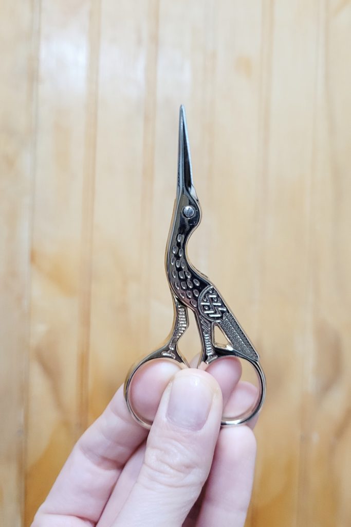 Small scissors for Amigurumis.